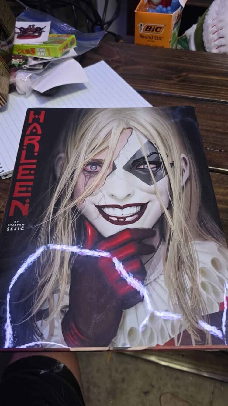 Harleen Graphic Novel by Stjepan Šejić